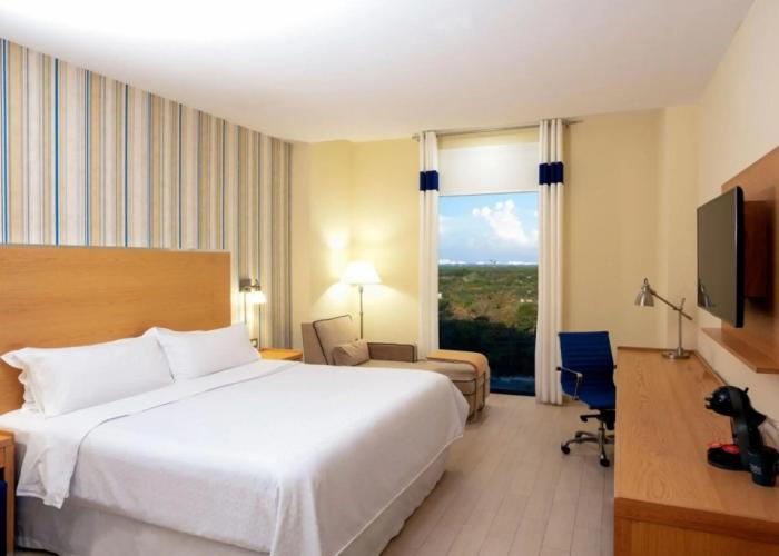 Four Points by Sheraton Cancun Centro