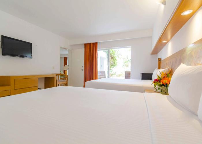Beachscape Kin ha Villas & Suites