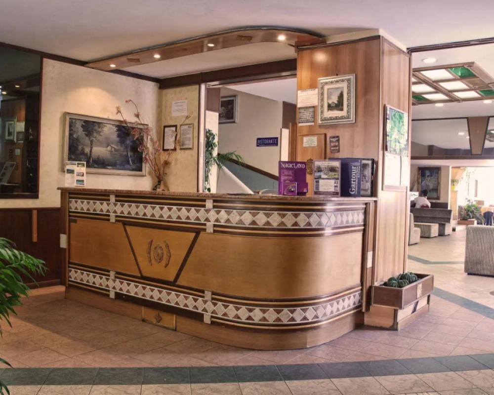 фото Hotel Scacciapensieri