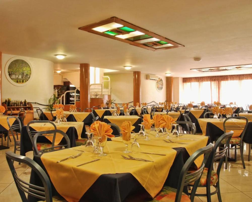 фото Hotel Scacciapensieri