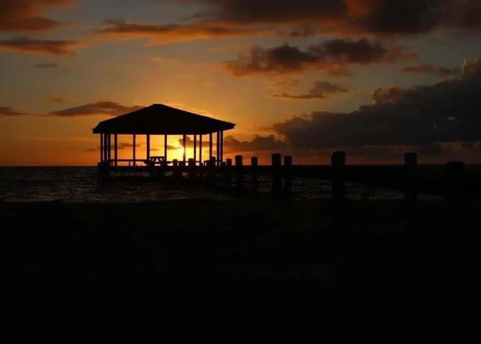 Coco's Beachfront Cabanas