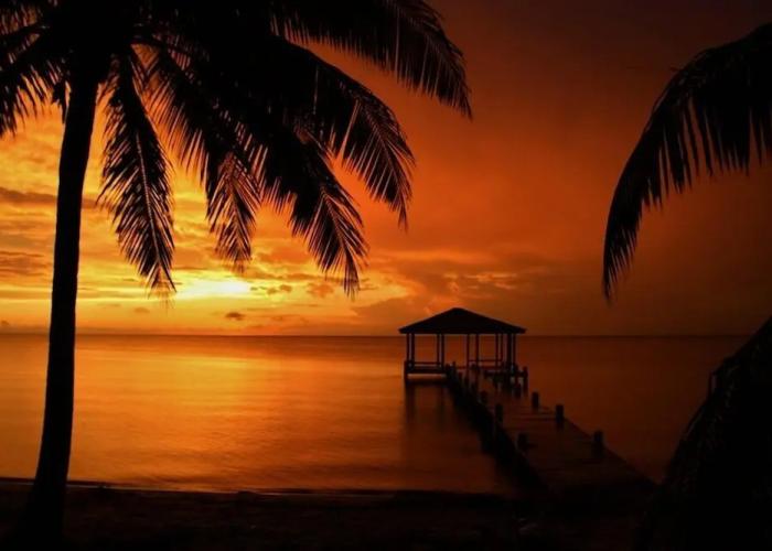 Coco's Beachfront Cabanas