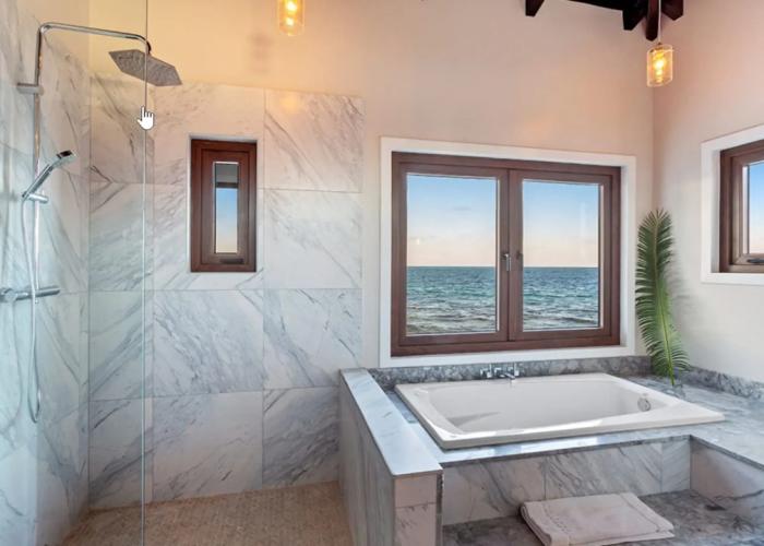 Ray Caye Private Island Resort