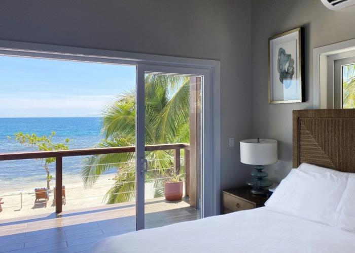Ray Caye Private Island Resort
