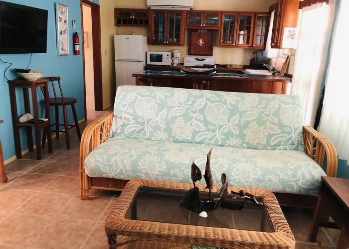 Coral Cove Inn
