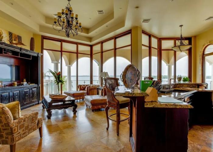 Villa Castello- Water Views Resort Amenities