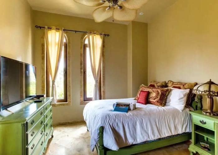 Villa Castello- Water Views Resort Amenities