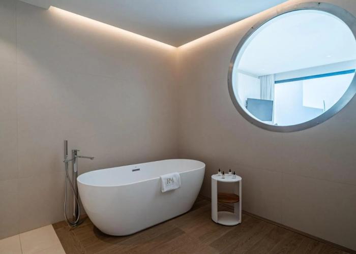 Royal Marina Suites Boutique Hotel