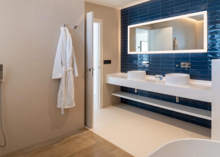 Royal Marina Suites Boutique Hotel