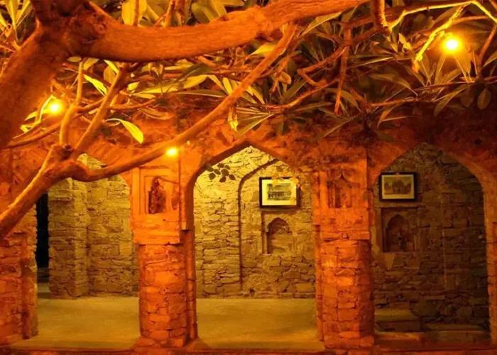 Dadhikar Fort Hotel