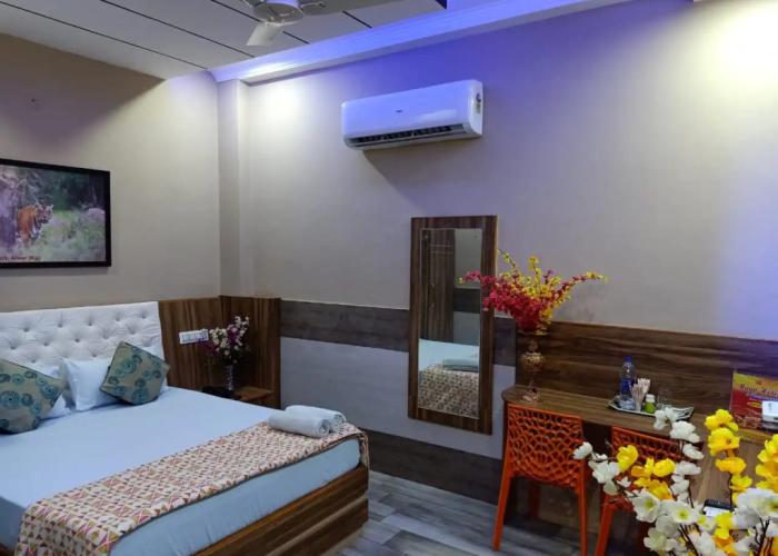 Maan Hotel