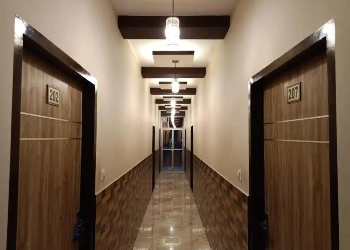 Maan Hotel