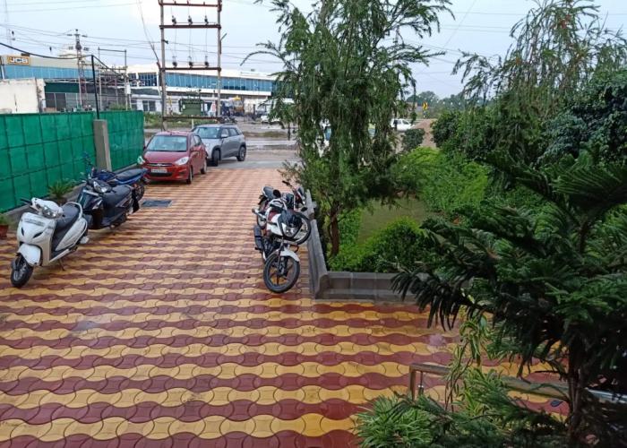 Maan Hotel