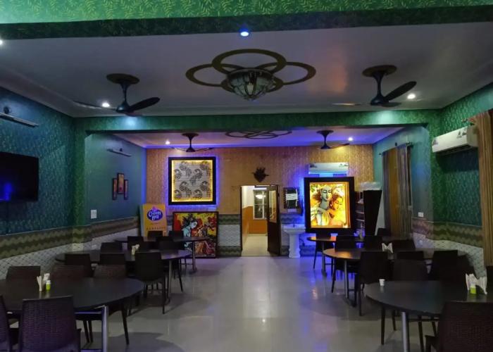 Maan Hotel