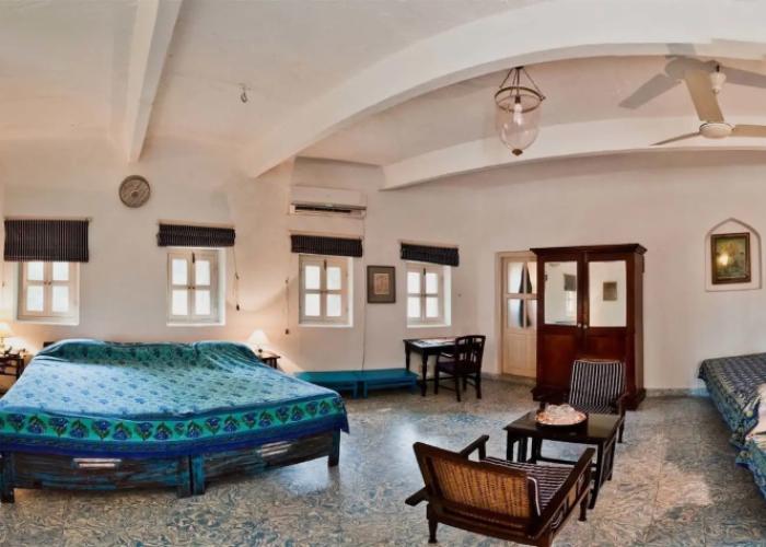 Neemrana's - Hill Fort - Kesroli