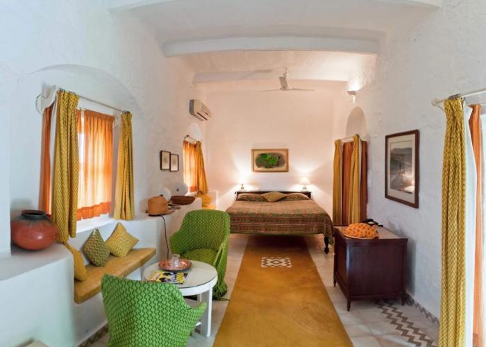 Neemrana's - Hill Fort - Kesroli