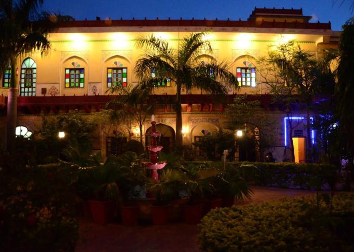 Hotel Burja