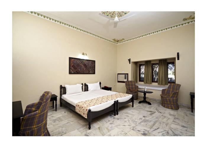 Alwar Bagh Sariska by Aamod
