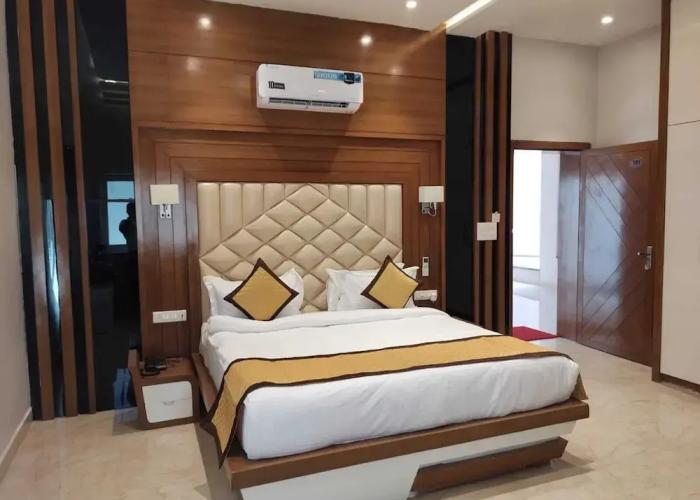 Club 21by Sariska Fun city