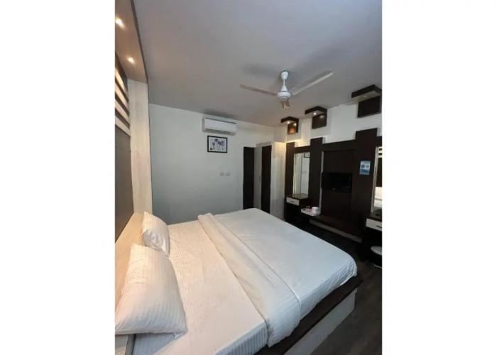 Ritumbhara Farm House