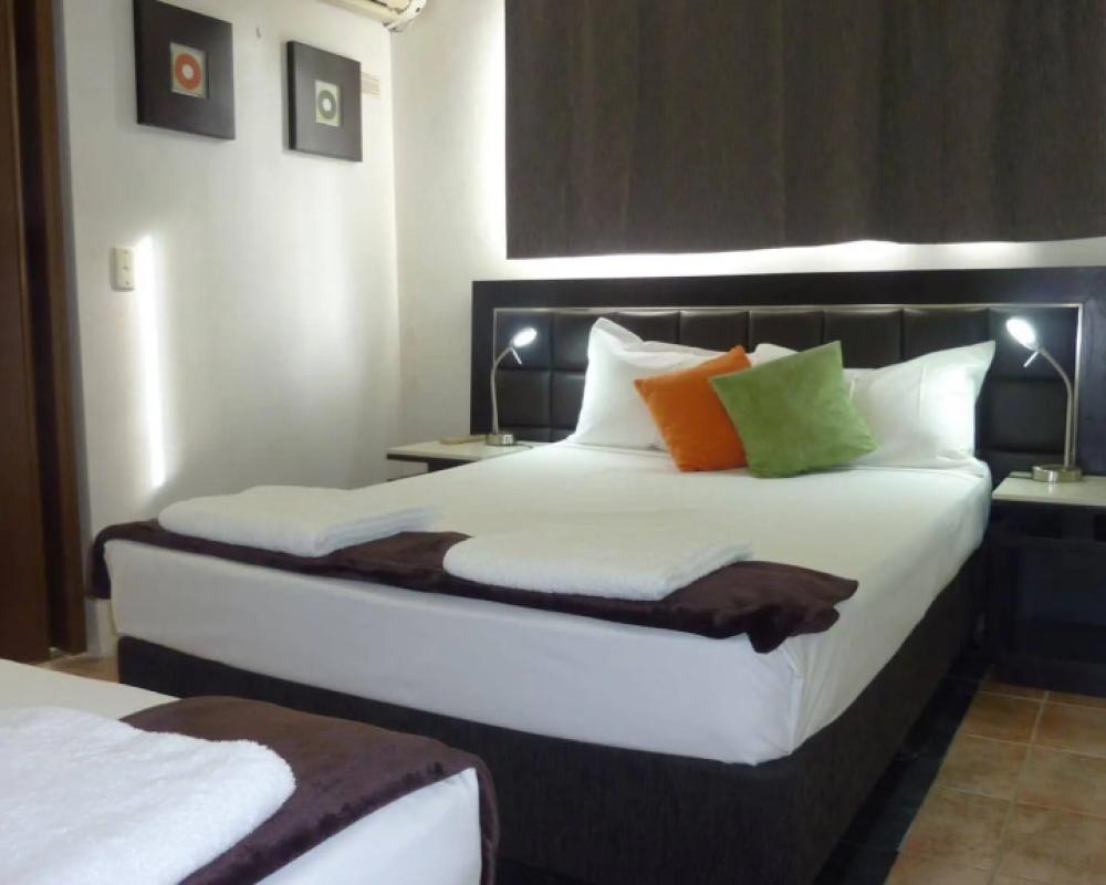 Jadran Motel & El Jays Holiday Lodge