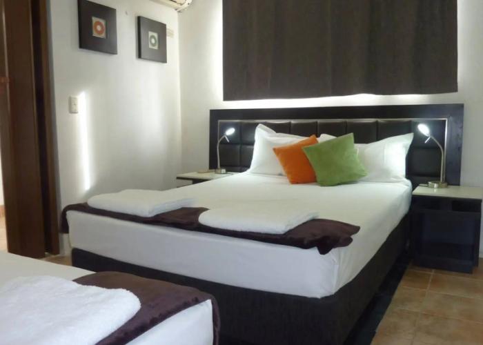 Jadran Motel & El Jays Holiday Lodge