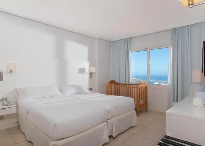 Landmar Costa los Gigantes Family Resort