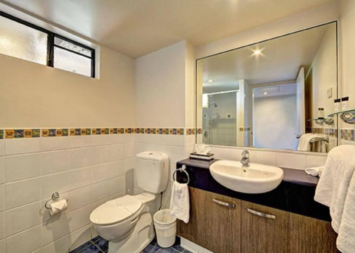 Kacys Bargara Beach Motel