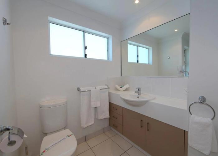 Koola Beach Apartments Bargara
