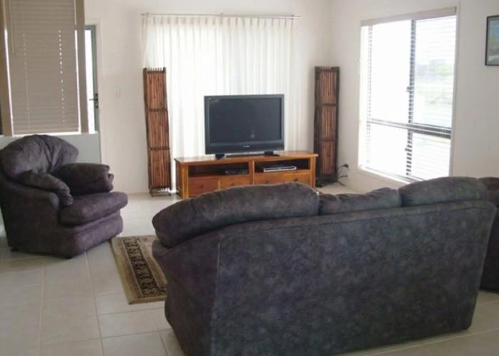 Koola Beach Apartments Bargara