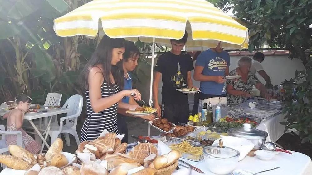 фото Erasmus Apart Hotel