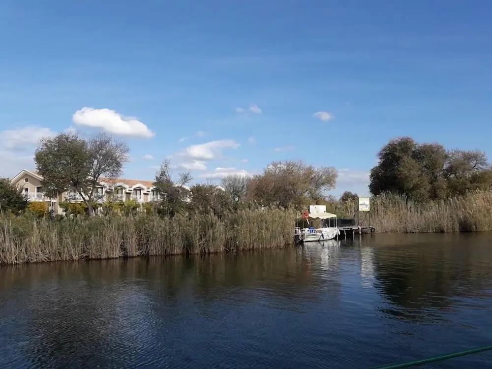 фото Erasmus Apart Hotel