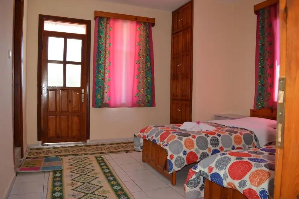 фото Erasmus Apart Hotel