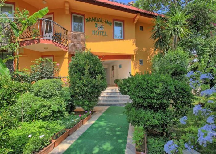 Mandalinn Hotel
