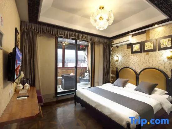 Wuzhen Jinye House