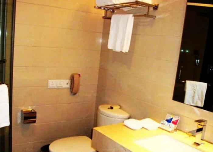 Champs Elysees Hotel