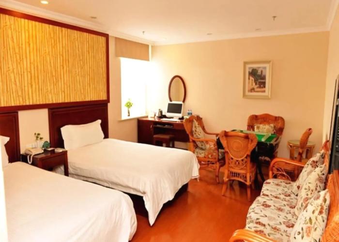 GreenTree Inn Jiaxing Pinghu Zhapu Jiulong Mountain Express  Hotel