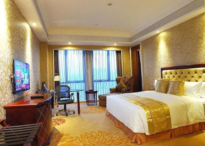 Oceania Hotel
