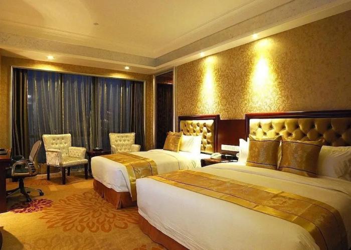 Oceania Hotel