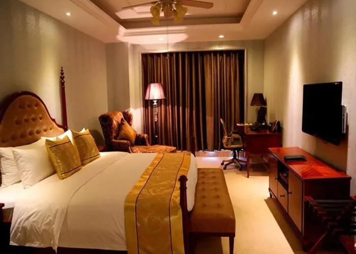 Oceania Hotel