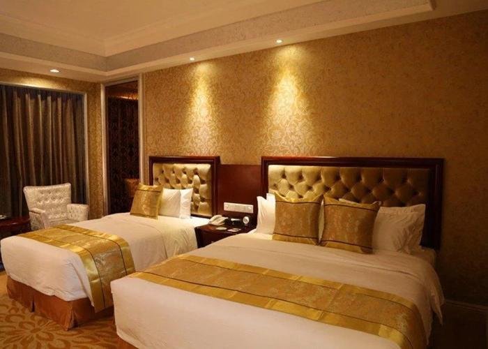 Oceania Hotel