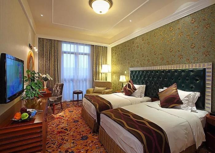 Pinghu Sun Lake Hotel