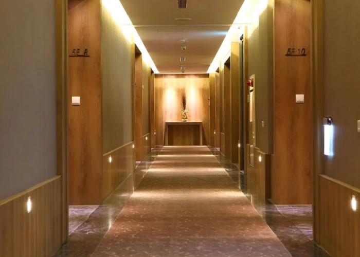 Imperial Dynasty Exquisite Hotel
