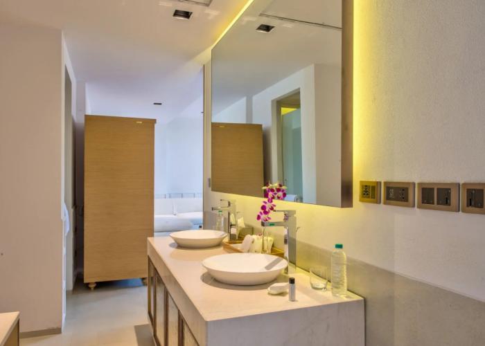 Azaya Beach Resort