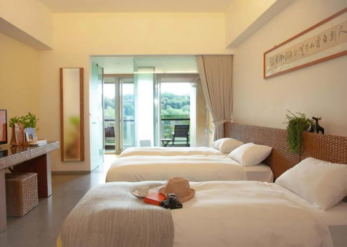 Luminous Hot Spring & Resort