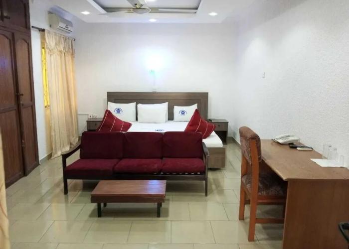 Meridian Drive Hotel