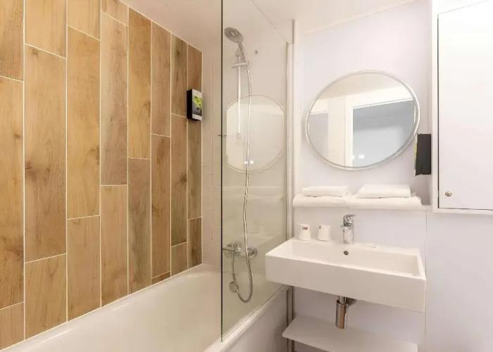 Sure Hotel by Best Western Plaisir