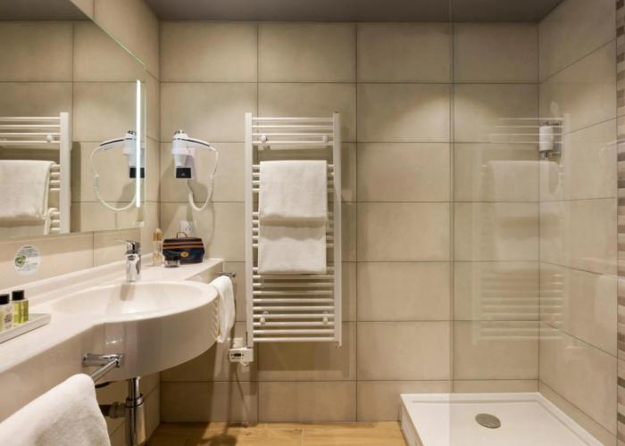 Hôtel Roi Soleil Prestige Plaisir - St Quentin