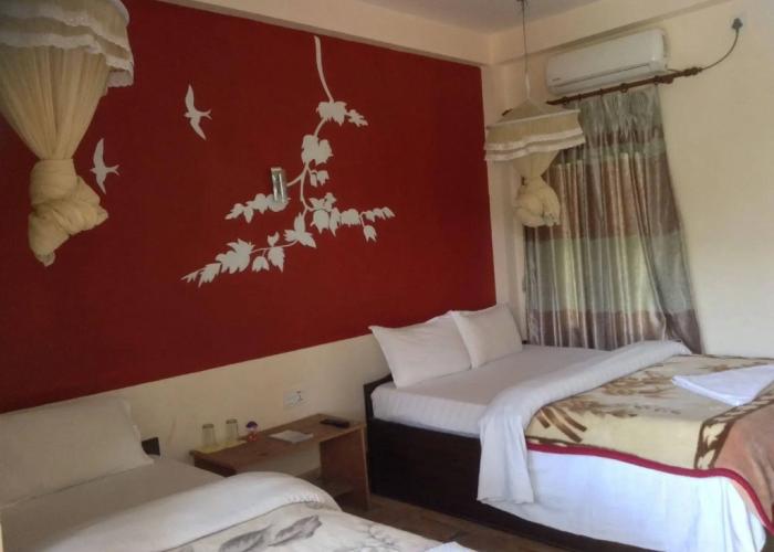 Eden Jungle Resort