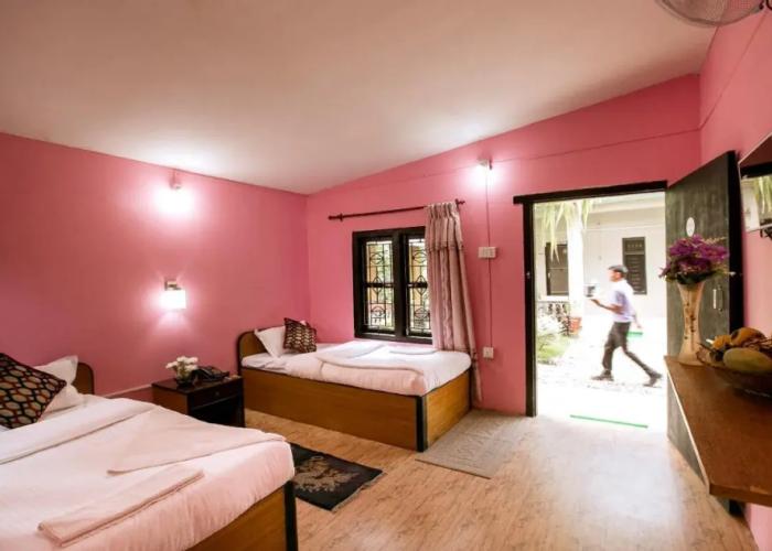 Sauraha Nana Hotel